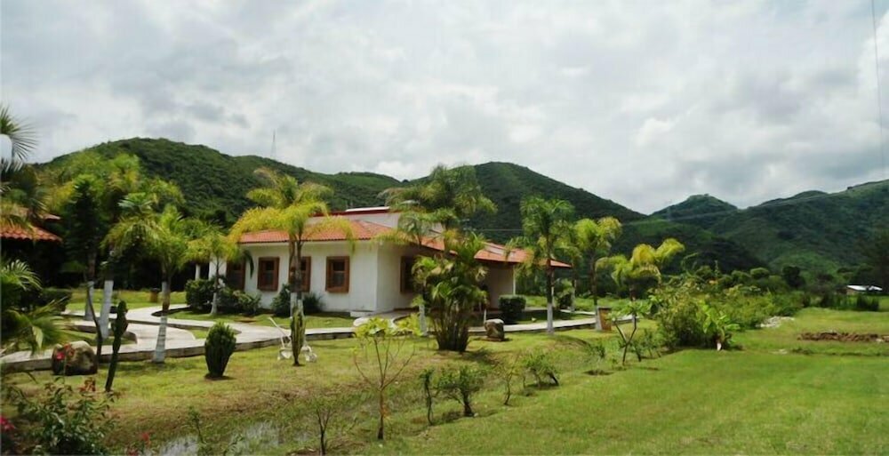 Las Jaras Aguas Termales
