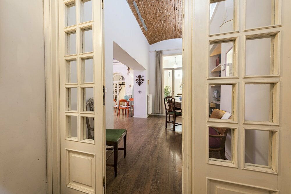 Florence Hideaway by Mmega