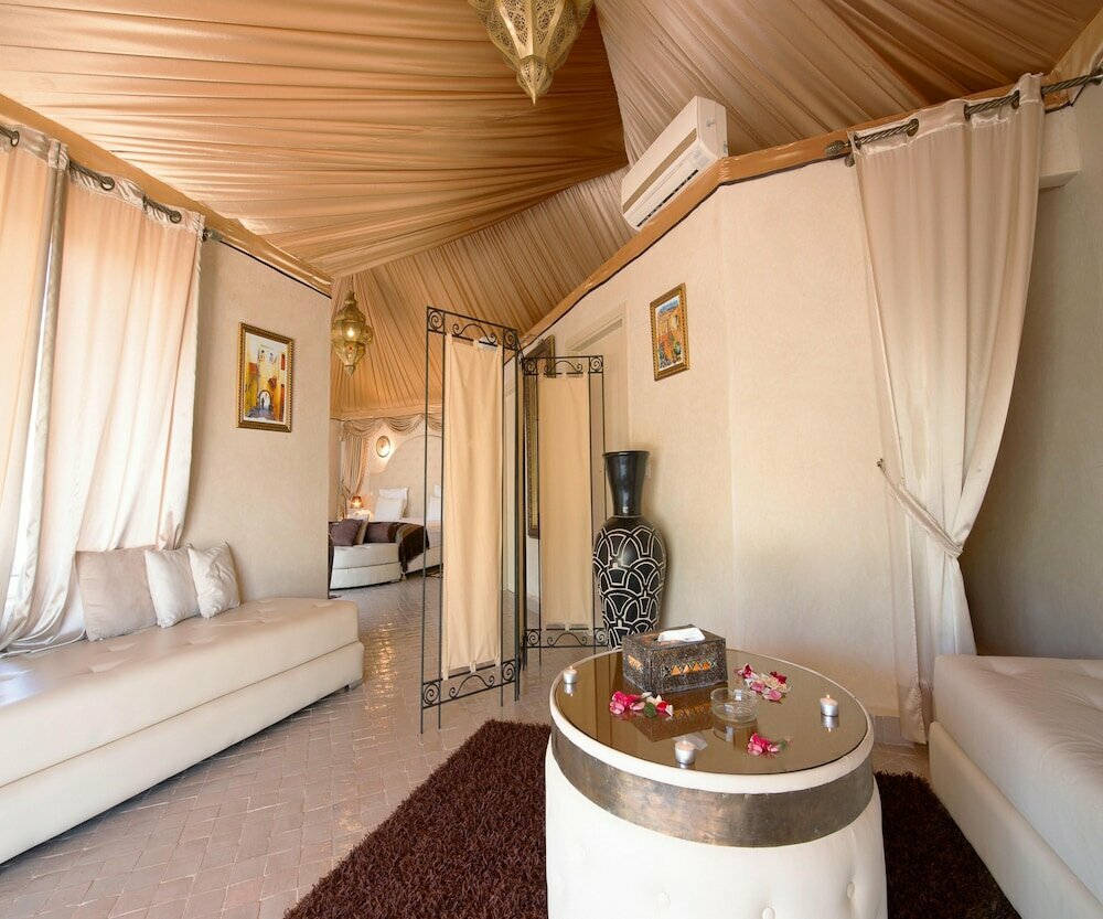 Eden Lodges & SPA