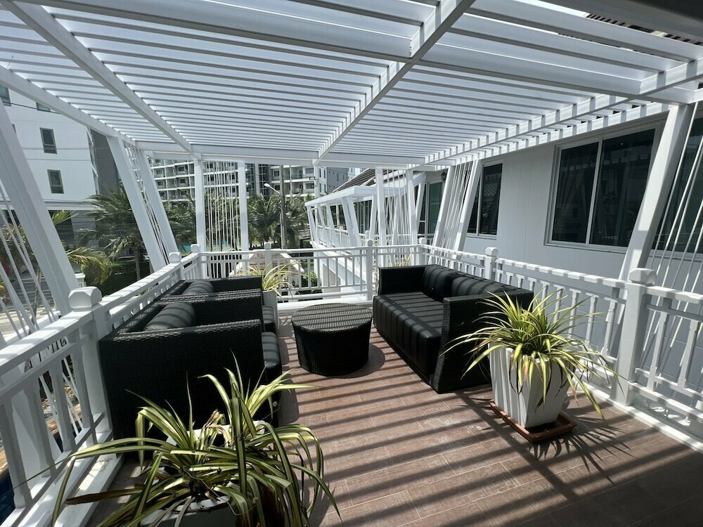 Villa Tropicana by Owner