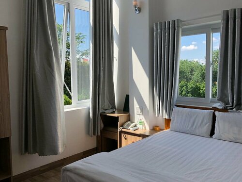 Anh Phat Hotel, Book Hotel Hoteller i Dak Lak med parkering, Parkering