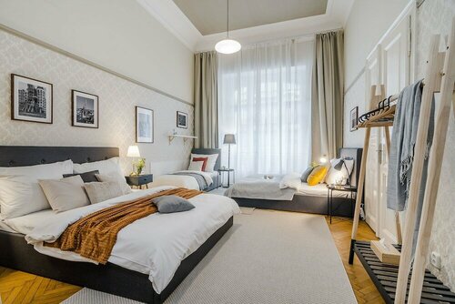 Modern APT in Center by Michal&Friends, Rezerwuj Apartament Praga 2 Praga