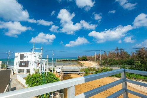 Lanakai House, Book Feriehus Hoteller i Okinawa med parkering, Parkering
