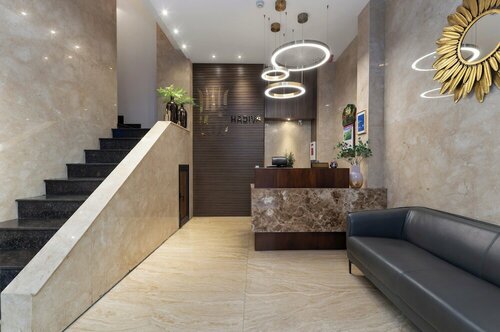 Hadiva Boutique Hotel, Забронировать Бутик-отель Отели Дананга муниципалитета с парковкой, рядом с Мост влюбленных в Дананге, Парковка