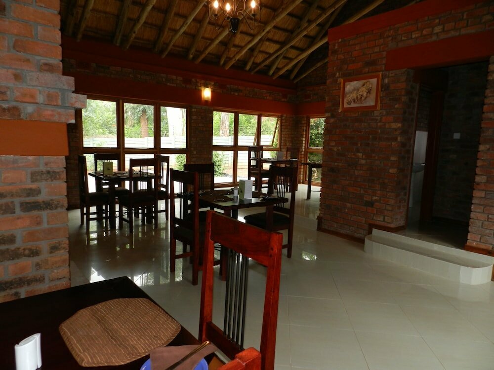 Kutandara Lodges
