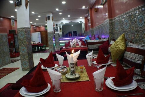 Hôtel Restaurant Dar Al Madina, Prenota Hotel Hotel a Souss-Massa-Draa con parcheggio, Parcheggio