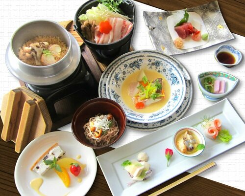 ブナの里白神館 buna no sato shirakamikan, Buchen Sie Hotel Tashiro Aomori