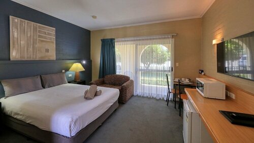 Bishops Lodge Narrandera, Забронировать Мини-отель Мини-отели Riverina, Мини-отель