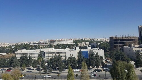 AlKhaleej Hotel Apartments, Đặt Căn hộ Khách sạn ở Amman Governorate có chỗ đỗ xe, Bãi đậu xe