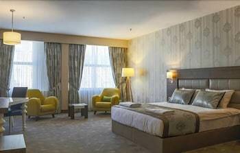 Inegol Royal Hotel, Book Hotel Hoteller i Bursa med parkering, Parkering