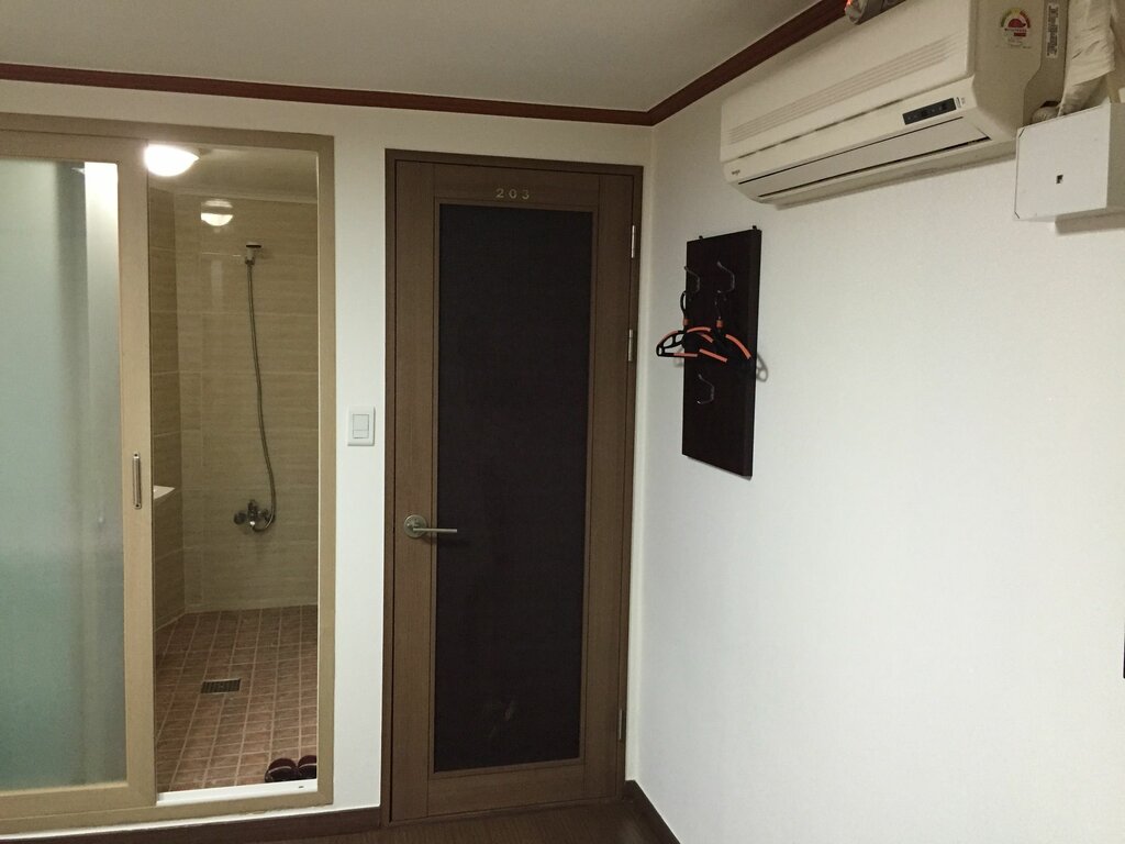 B Motel