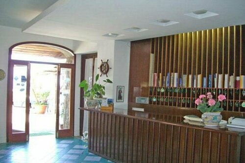 Hotel Baia Di Puolo, Забронировать Отель Отели Побережья Сорренто с бассейном, Бассейн