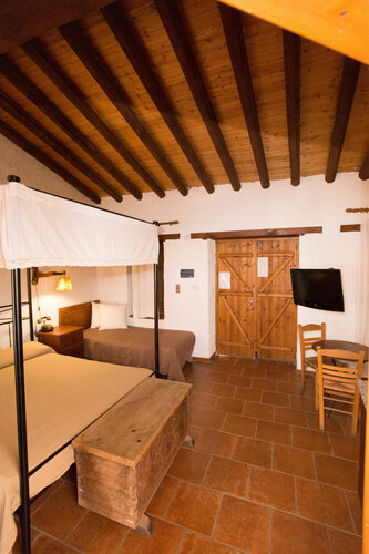 Linos Inn, Réserver Hôtel Kakopetriá Troodos
