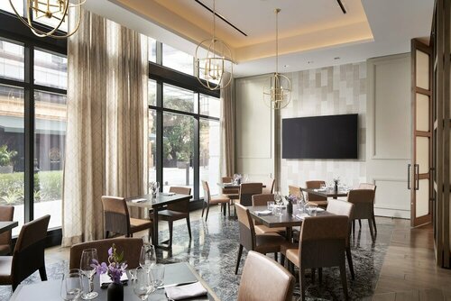 Loews Coral Gables Hotel, Забронировать Отель Корал-Гейблс Майами-Бич