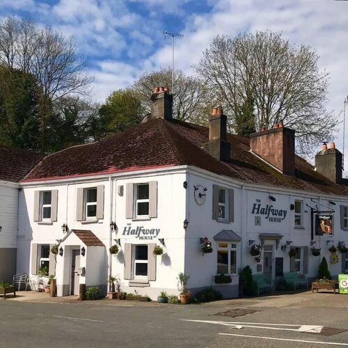 The Halfway House Pub and Kitchen, Book Bed and Breakfast Saint Germans Cornwall