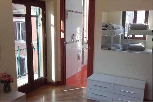 Villa Luzzatti Hostel, Prenota Ostello Roma Lazio