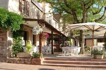 Auberge Aux Portes de Conques, Đặt Nhà trọ Hostel ở Conques-en-Rouergue, Nhà trọ