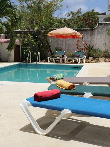 Hibiscus 3-bed Suite at Sungold House Barbados, Забронировать Отель Спейтстаун Сент-Питер