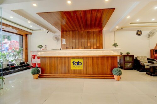 FabHotel PS Grand, Забронировать Отель Лакхнау штат Уттар-Прадеш, рядом с Вокзал Лакхнау