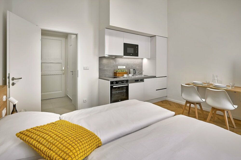 DownTown Suites Rubesova