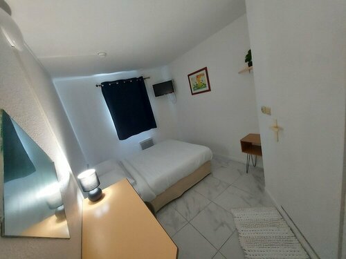 Crystal Hotel, Забронировать Отель Отели Парижского Диснейленда с парковкой, Парковка