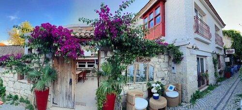 ‪Filizce Konuk Evi‬, Reservar Albergue Albergues em Esmirna, Albergue