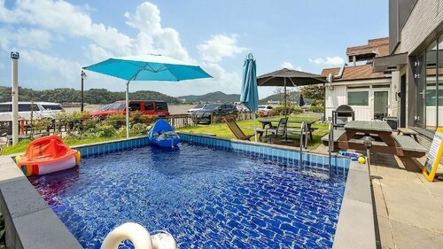 Daebudo Hebron Poolvilla, Rezervovat Penzión Dongtan hotely s bazénem, Bazén