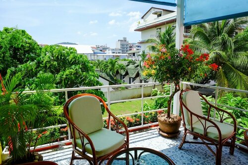 Adonis Guest House, Забронировать Гостевой дом Патонг-Бич Пхукет