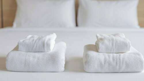 B2 Surat Thani Boutique & Budget Hotel, Забронировать Бутик-отель Отели Сураттхани с парковкой, Парковка