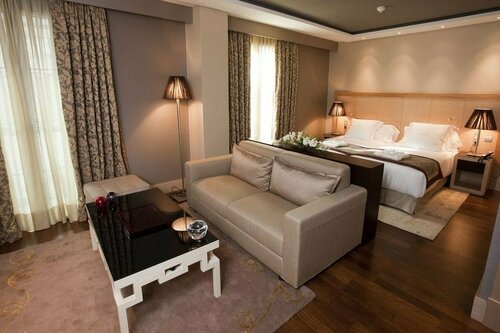 Отель Nexus Valladolid Suites & Hotel, Забронировать Отель Отели Вальядолид с завтраком, Завтраки