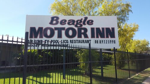 Beagle Motor Inn, Забронировать Отель Кэтрин Какаду, рядом с Галерея народного искусства и ремесел в Кэтрине