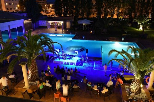 Hotel Panorama, Забронировать Отель Торроэлья-де-Монгри Baix Empordà