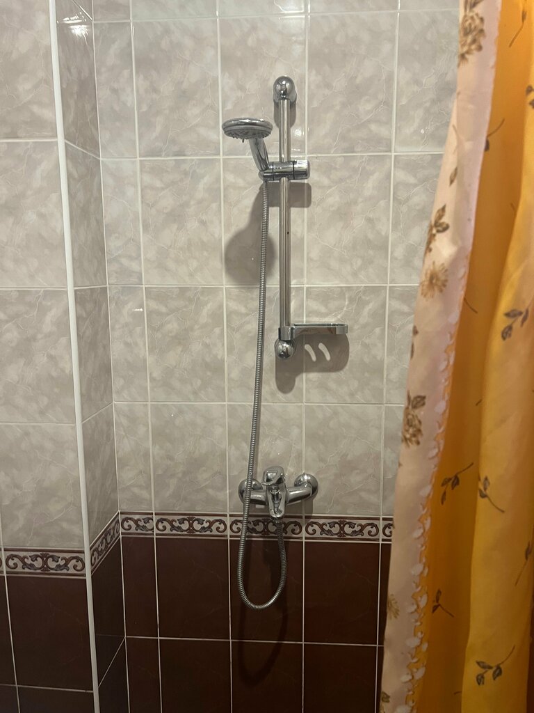 Делюкс на Мира