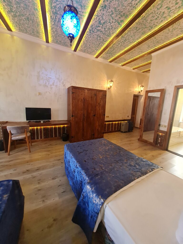 Old City Hotel & Apartments