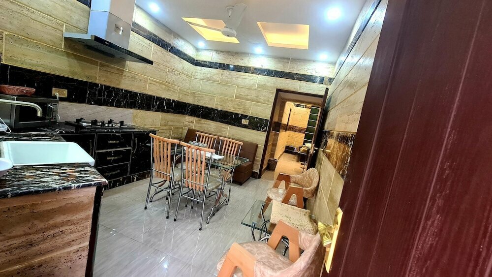 Smart Apartments & Hotel