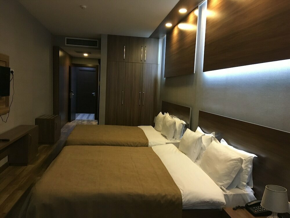 AF hotel city