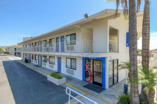 Motel 6-San Ysidro, CA - San Diego - Border, Забронировать Мотель Сан-Исидро San Diego Metropolitan Area