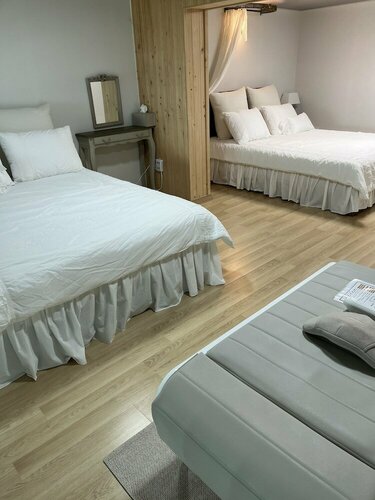 Lim Sea Side Poolvilla Pension, Забронировать Апартаменты/квартира Намхэ Кёнсан-Намдо
