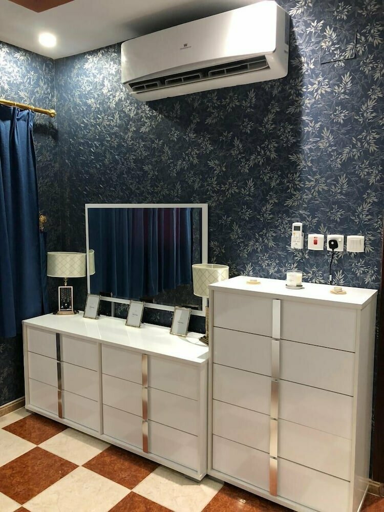 Tabuk Star 2