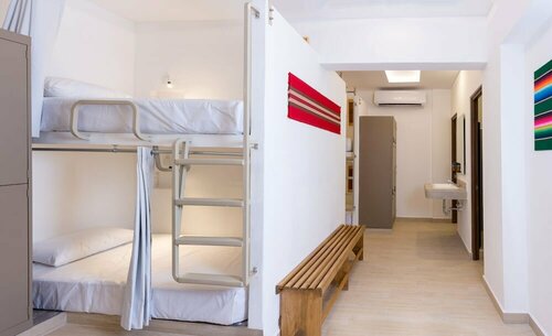 Nomads Party Hotel, Забронировать Хостел Хостелы Канкун, рядом с Парк Лас-Палапас, Хостел