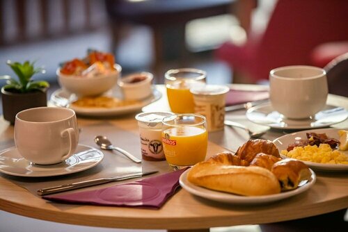 Brit Hotel Eden SPA Honfleur, Réserver Complexe hôtelier  
