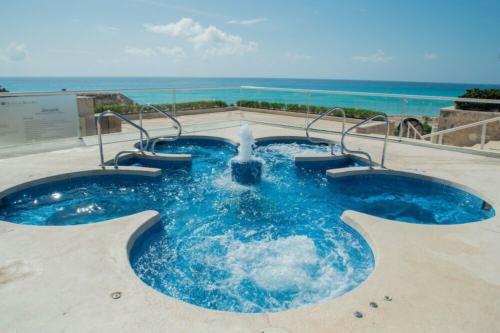 Family 3 Bedroom Ocean Villa  All Inclusive