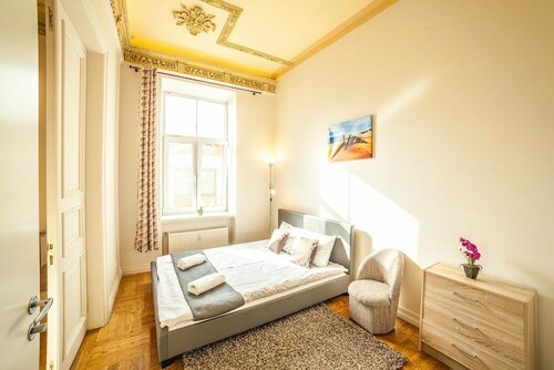 Mosaic Center Apartments
