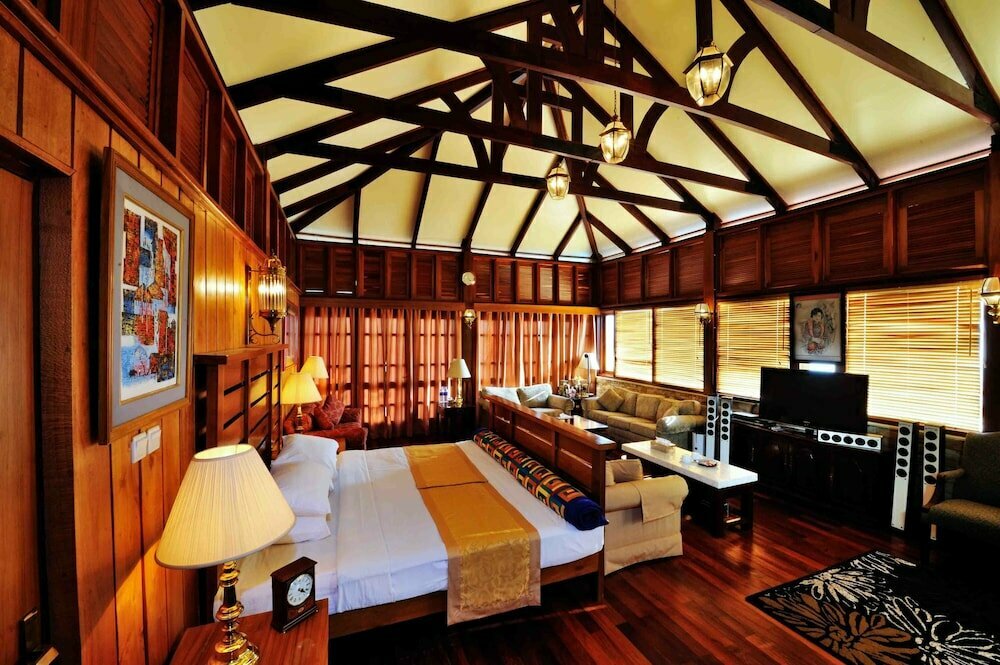 Crest Villa Mansion