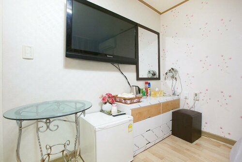 Incheon Noble House, Забронировать Отель Инчхон Южная Корея, рядом с Набережная Вольмидо