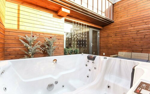 Jeonju Uadong Hotel The Vizit, Забронировать Отель Чонджу Чолла-Пукто