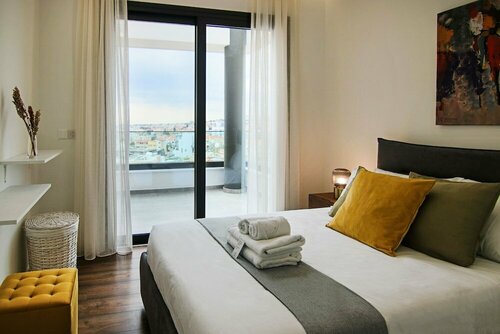 Phaedrus Living: City View Anna Residence 102, Book Lejlighed Agios Athanasios Limassol