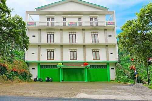 OYO LIfe 91571 Hotel Ss Bukit Cemara Syariah, Reserva ahora Hotel Batu Java Oriental