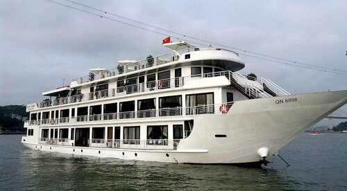 Alisa Premier Cruise, Prenota Hotel Hotel a Quang Ninh con parcheggio, Parcheggio