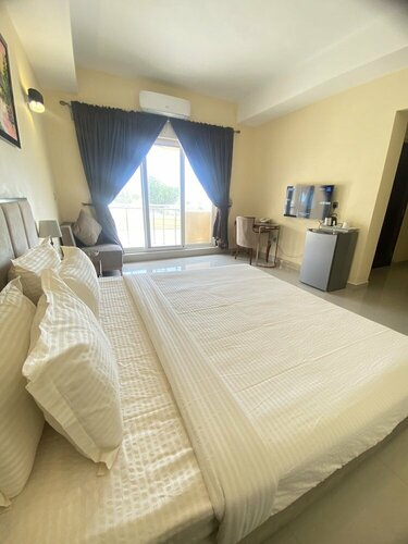 Golden Alpine Hotel, Reservar Hotel Hotéis em Adamawa com Estacionamento, Estacionamento